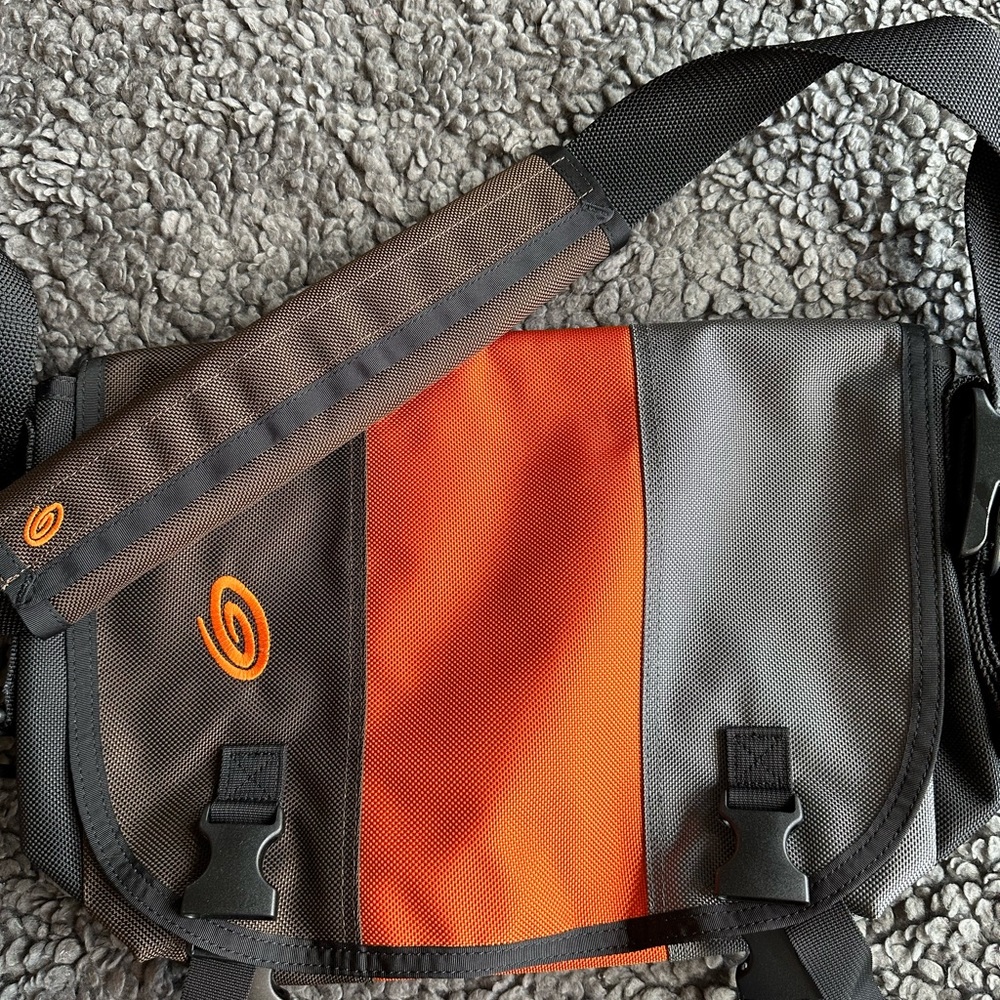 Small Timbuk2 Messenger Bag
